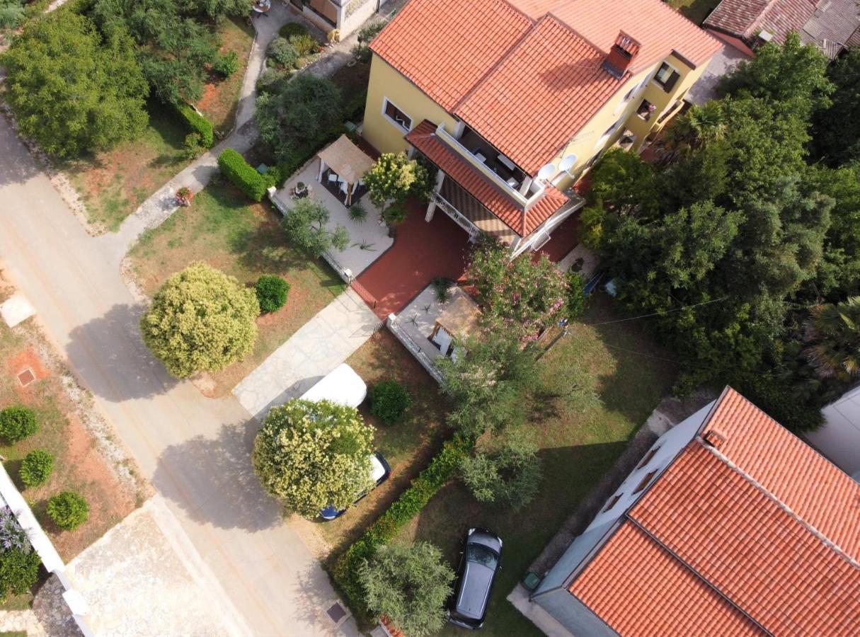 Lina Apartments อูมัค ภายนอก รูปภาพ