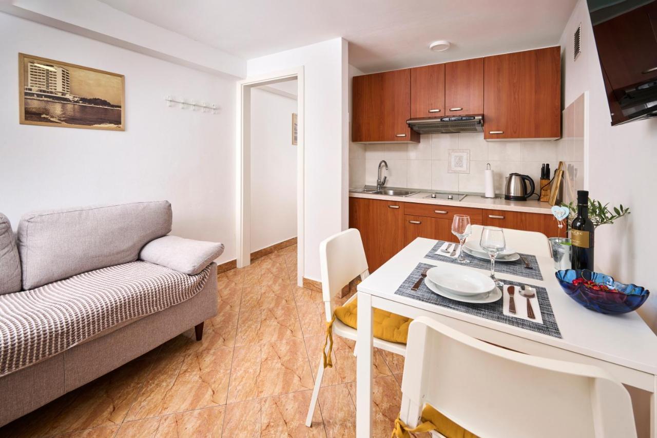 Lina Apartments อูมัค ภายนอก รูปภาพ